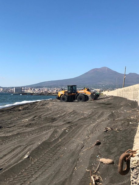 Ein italienisches TV-Programm berichtet über die Mitwirkung von CASE bei der Säuberung des am stärksten verunreinigten Fluss in Europa